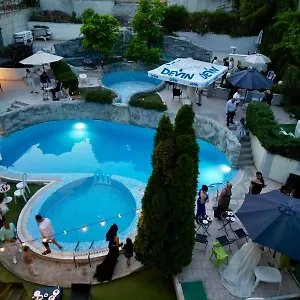 3* Hotel Brilliance